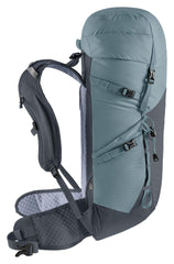 Deuter Speed Lite 28L SL hip fins support comfortable weight distribution.