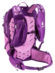 Deuter Speed Lite Pro 17L SL hip fins provide secure stability on rugged trails.