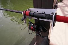Shows compatibility with 1 to 4 inch square dock columns