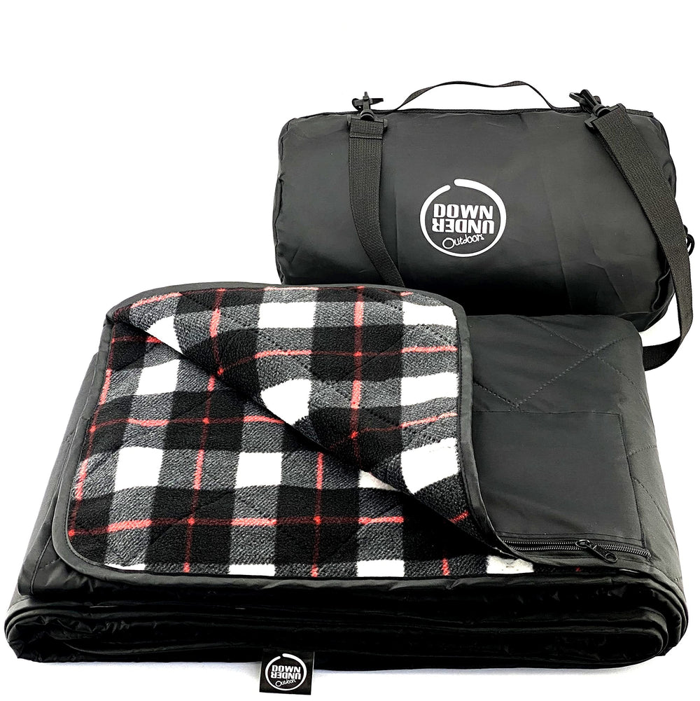 DOWN UNDER OUTDOORS blanket front-view waterproof for bleachers and outdoors