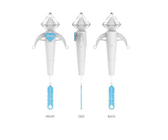 Dreamus light stick in concert scene highlights synchronized fan energy.