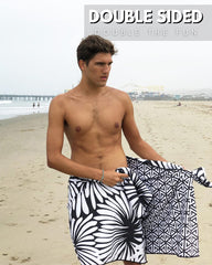 ECCOSOPHY Lovina sand-free towel, sand slides off for a clean beach day.