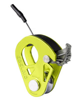 EDELRID Spoc Roll Oasis front view showing a compact rope pulley for alpine rope work.