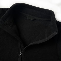 Eigioo fleece jacket with deep pockets for small treasures.