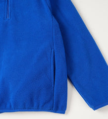EIGIOO fleece jacket back view shows smooth fabric and pilling-resistant finish.