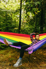 ENO DoubleNest shows 9.5-foot length for comfortable lounging