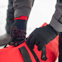 Eskimo Lockout Flex Glove Merino liner provides moisture-wicking insulation inside.