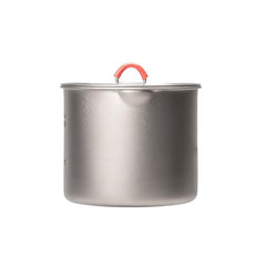 Evernew titanium mug pot folding handle close-up for compact storage