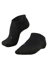 FALKE GO2 Invisible W golf sock with side cushioning for improved comfort on the course
