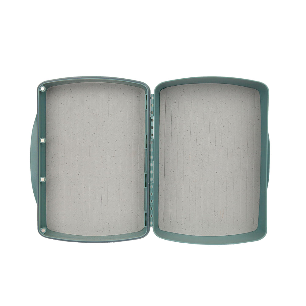 Fishpond Pescador XL dynamic foam insert securely retains flies for high-capacity storage.