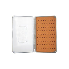 Interior with bi-directional slit design for organizing flies