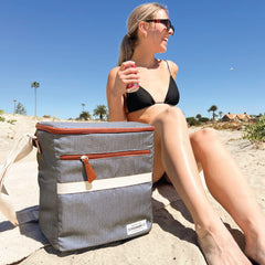 Fit & Fresh Foundry with adjustable padded shoulder strap for comfortable carry