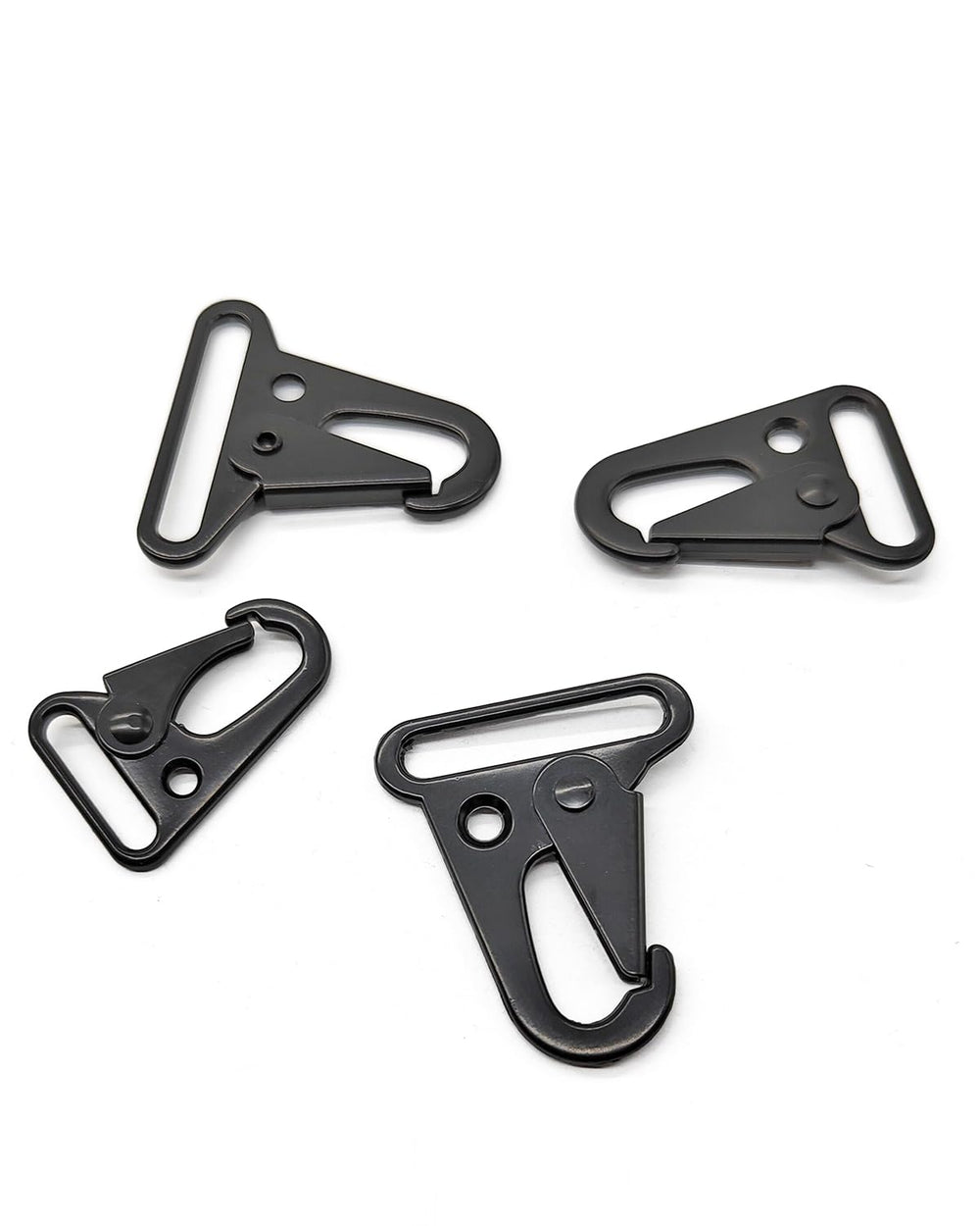 Fujiyuan enlarged HK clip mouth securely holds keys on a bag