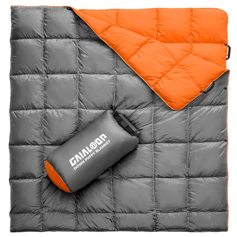 Gaialoop Down Puffy Blanket close-up shows plush texture for ultra-soft warmth.