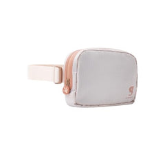 Geckobrands belt bag main compartment and mesh pockets for quick access.