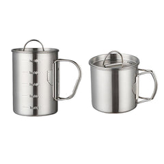 Glomora camping cup with lid and foldable handle, ideal for compact carrying.