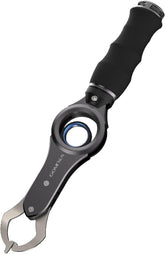 GOMEXUS fish lip gripper with scale shows up to 40lb capacity for quick catch weighing.