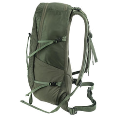 Granite Gear Dagger ultralight day pack arch system closeup for stable weight distribution