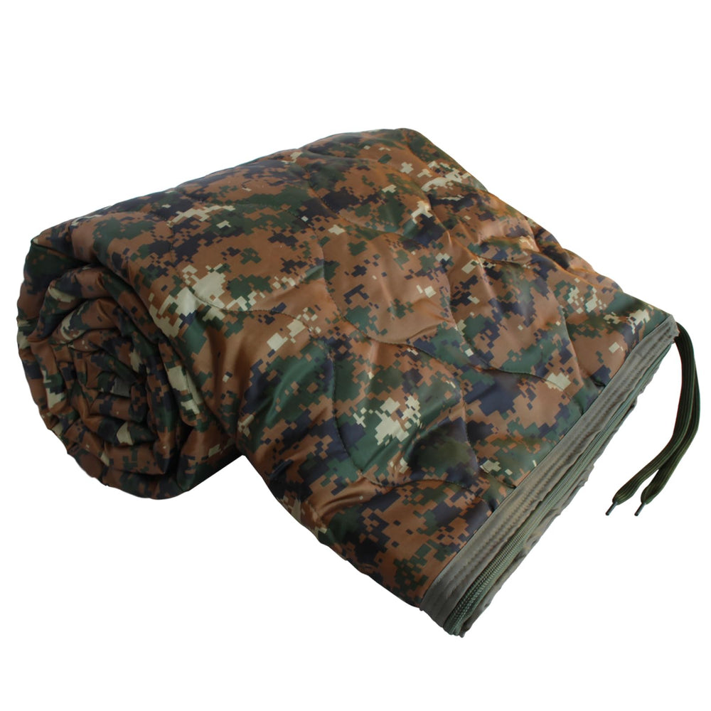 GRVCN military blanket camouflage pattern offers durable outdoor warmth.