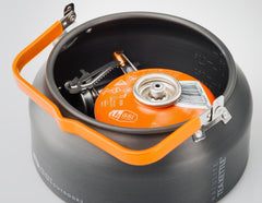 Durable Halulite aluminum kettle withstands rugged backcountry use.