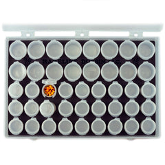 Hareline Fly Tyers Aeiniwer box with replaceable pods supports easy content maintenance.
