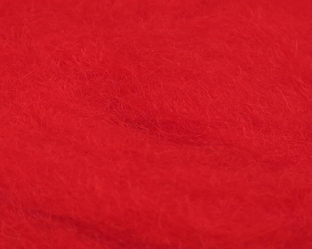 Hareline Sculpin Wool Red bundle closeup showing natural fiber ideal for sinking flies