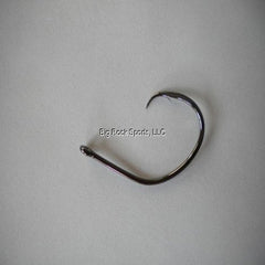Hayabusa 186711-3-0 lt wire circle hook in use for versatile fishing performance.