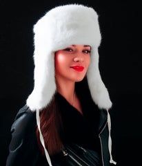 HEIZZI Ushanka ear-flaps-up highlights classic style for versatile cold-weather wear