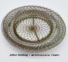Top and bottom doors with closing springs on HEXJOZEI basket