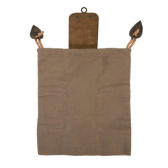Hide & Drink foraging pouch belt-loop attachment demonstrates hands-free trekking convenience with easy access.