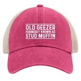 Huesdeaw Old Geezer Trucker Hat pink with breathable mesh for sunny days