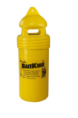 INTRUDER BaitKing screened top keeps bait secure and reduces mess.