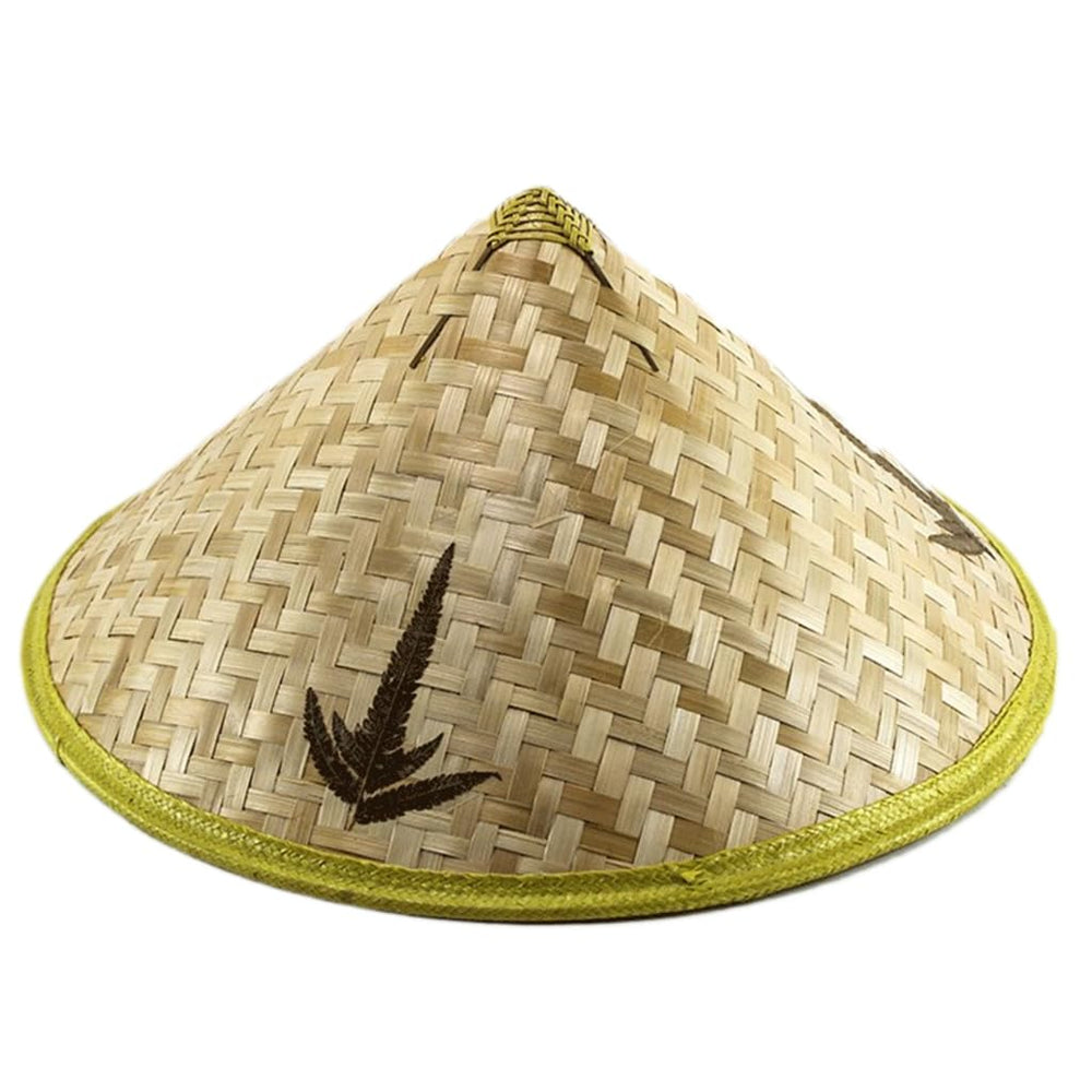 JSGHGDF Chinese straw bamboo hat front view provides sun protection and cooling