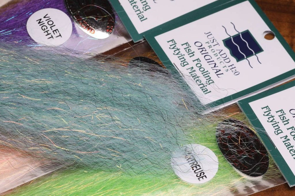 Just Add H2O SF Blend Midnight Blitz for lifelike minnow patterns in fly tying.