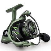 KastKing Spartacus II spinning reel sealed carbon fiber body for durable saltwater and freshwater use.
