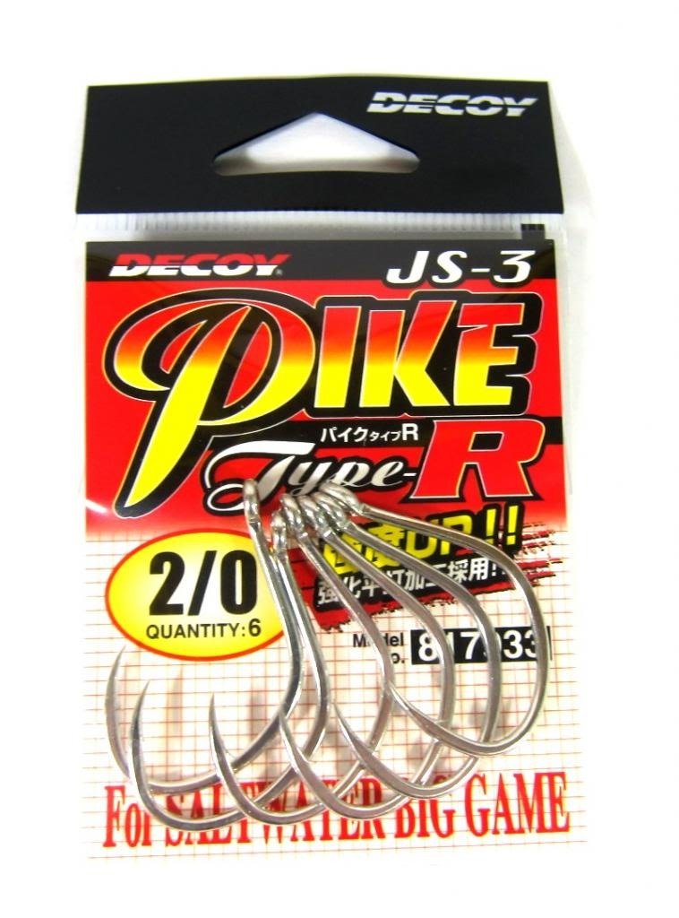 Katsuichi Decoy JS-3 Pike Type R with 1/0 hook and tube attachment.