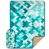 KawaGebo Kamp blanket sherpa-liner closeup highlights ultra-soft warmth for chilly nights outdoors.