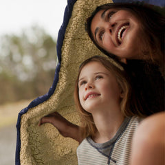 KawaGebo Kamp poncho-conversion highlights hands-free warmth
