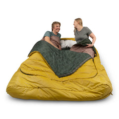 Kelty Tru.Comfort Doublewide 2P built-in blankets for shared warmth