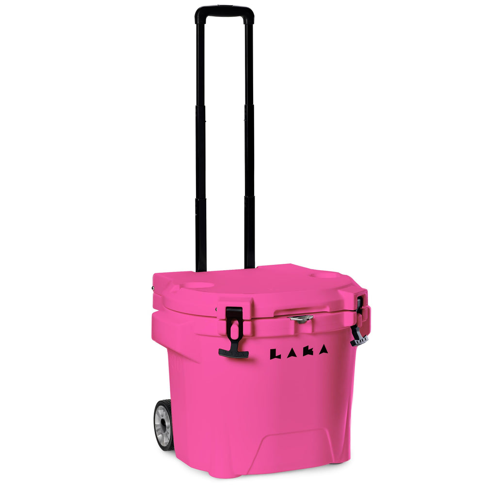 Laka cooler with wheels 30QT enables easy rolling on sand.