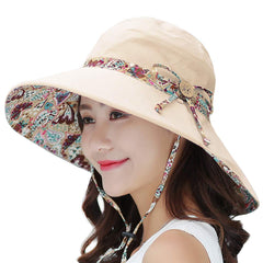 Front view of LassZone beige sun hat