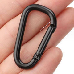 Ldabrye D-shaped buckle clip enhances backpack organization during hikes.