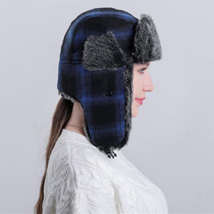 LGHLMCL faux fur lined trooper cap provides windproof comfort