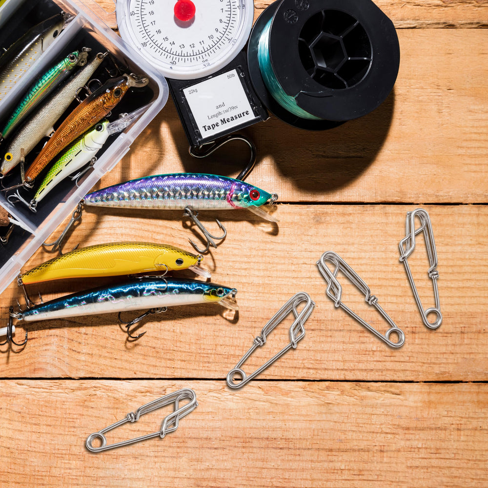 Longline clips in freshwater fishing setup