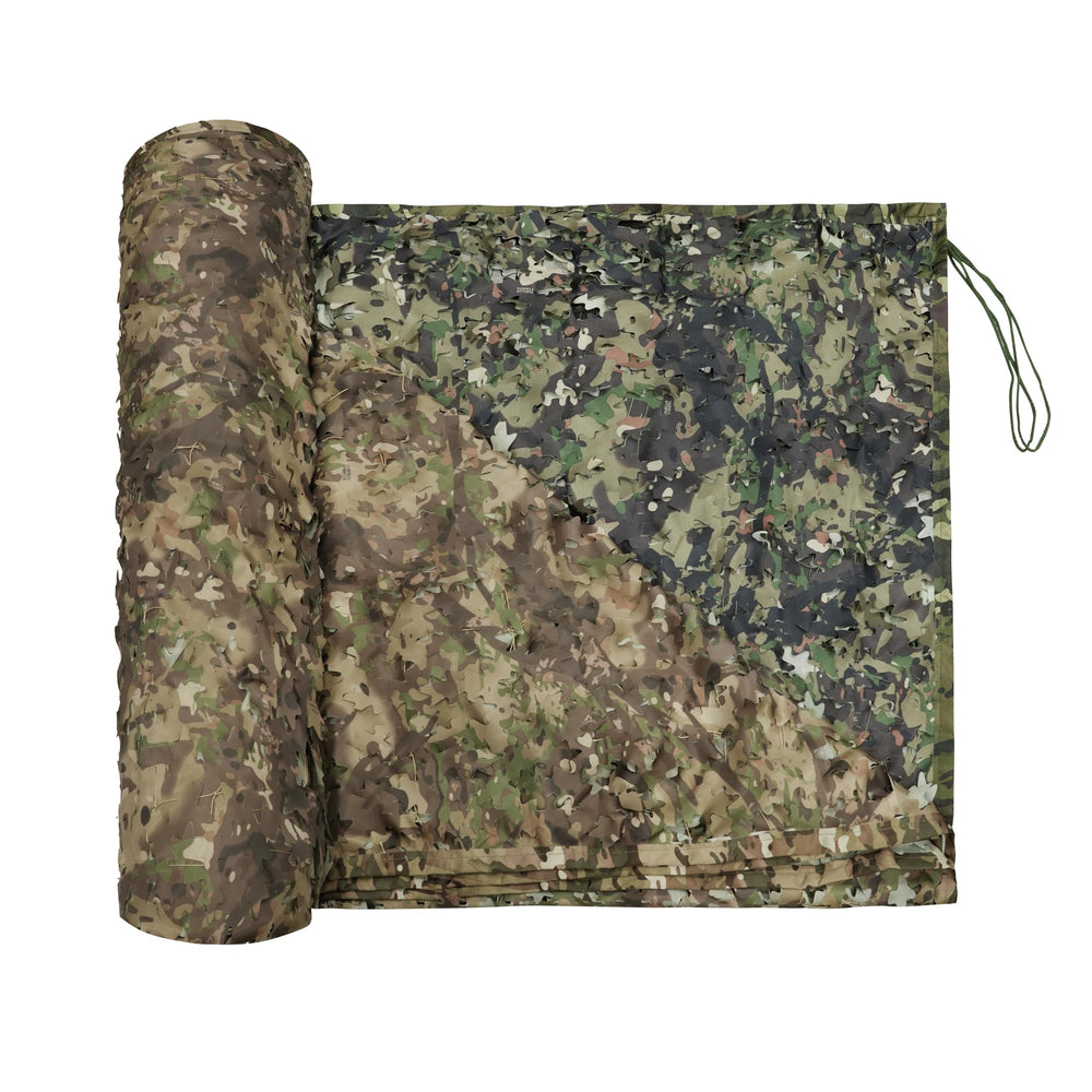 LOOGU camo netting foliage close-up shows 3-D leaves for realistic concealment in the field.