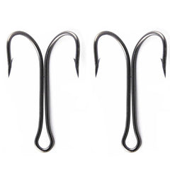 Luengo double hook close-up shows sharp needle point for quick sets