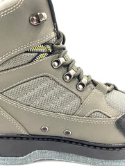 Lurewilder Pro wading boots drainage with metal mesh keeps feet dry by filtering debris.