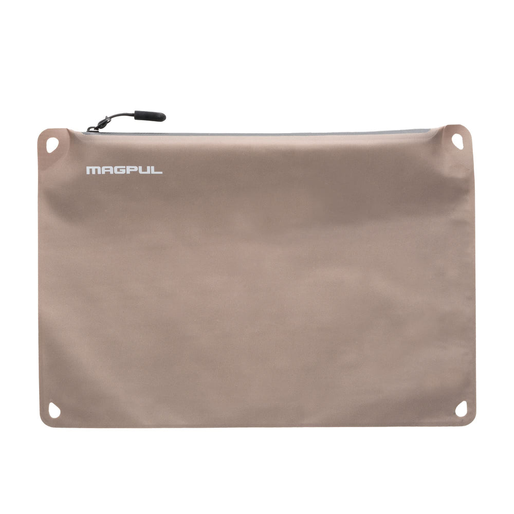 Magpul DAKA Lite Pouch zipper detail highlights lightweight, packable storage for on-the-go gear.