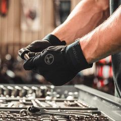 Magpul Technical Glove 2.0 neoprene cuff ensures secure fit during tasks
