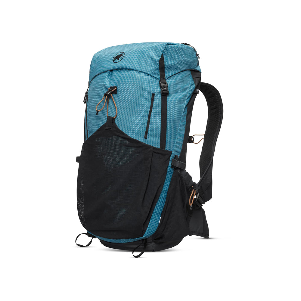 Mammut Ducan 26L backpack ready for outdoor use with waterproof design.
